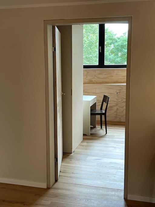 טמפלין Grosse Wohnung Mit Loggia מראה חיצוני תמונה