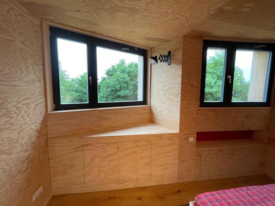 טמפלין Grosse Wohnung Mit Loggia מראה חיצוני תמונה