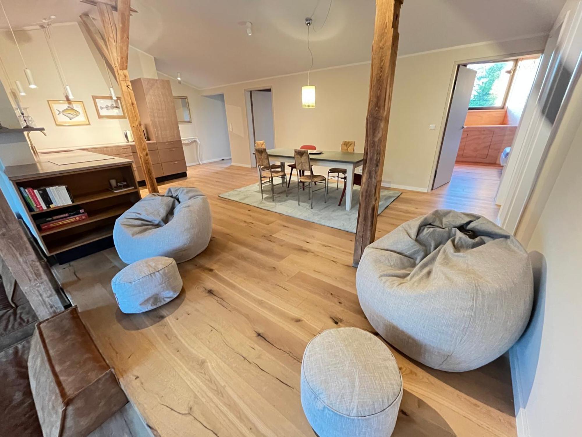 טמפלין Grosse Wohnung Mit Loggia מראה חיצוני תמונה