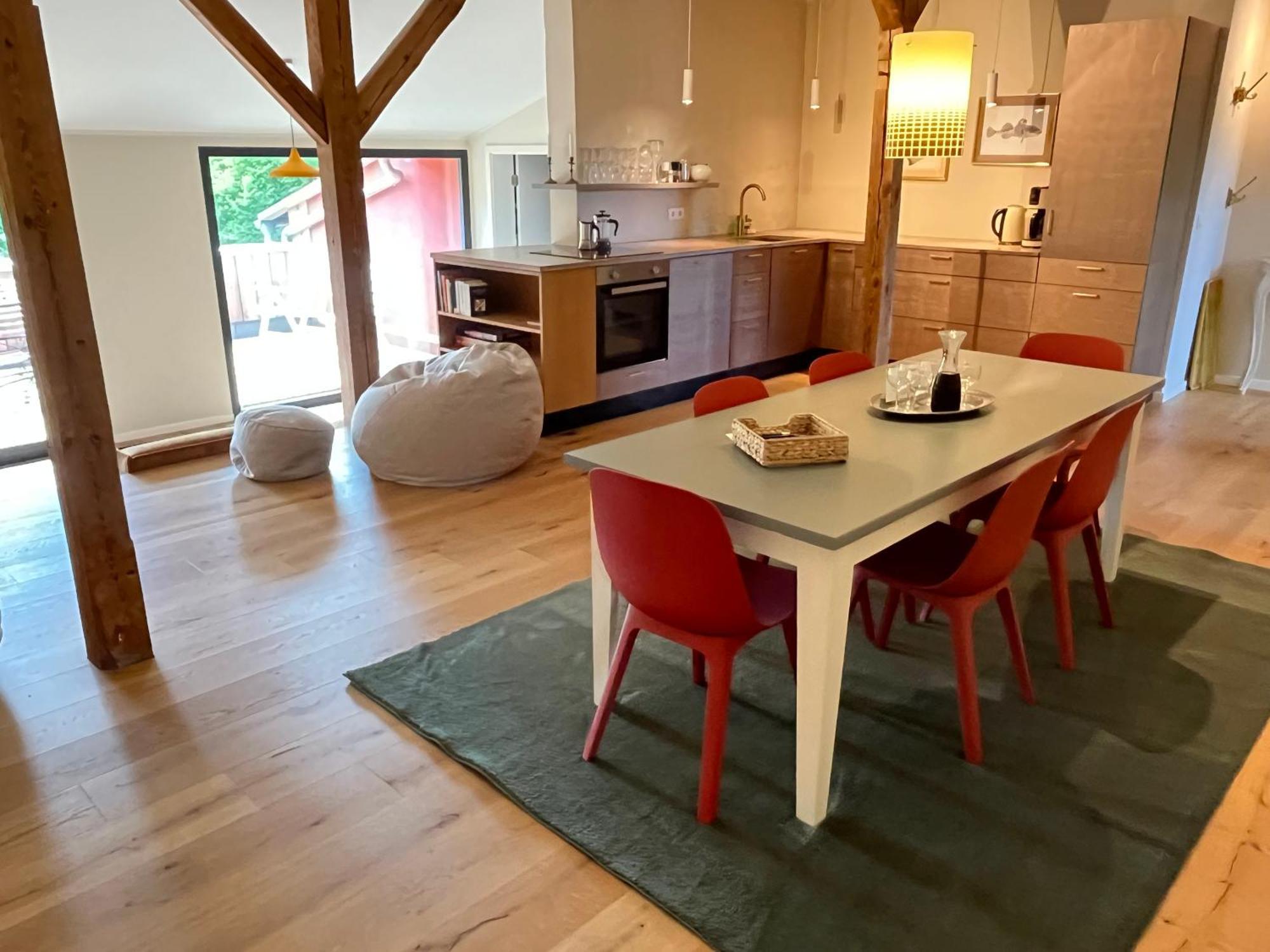 טמפלין Grosse Wohnung Mit Loggia מראה חיצוני תמונה