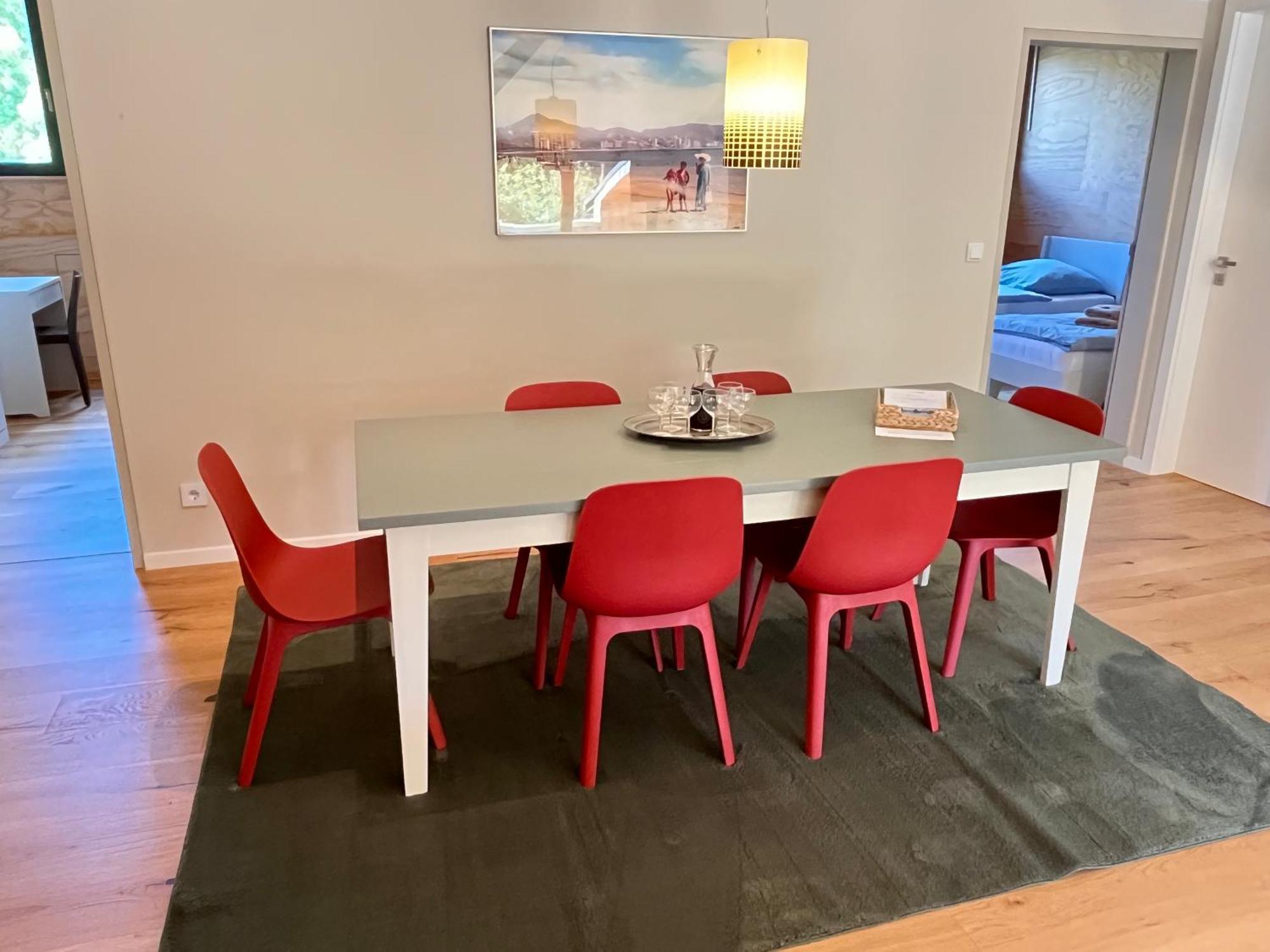 טמפלין Grosse Wohnung Mit Loggia מראה חיצוני תמונה